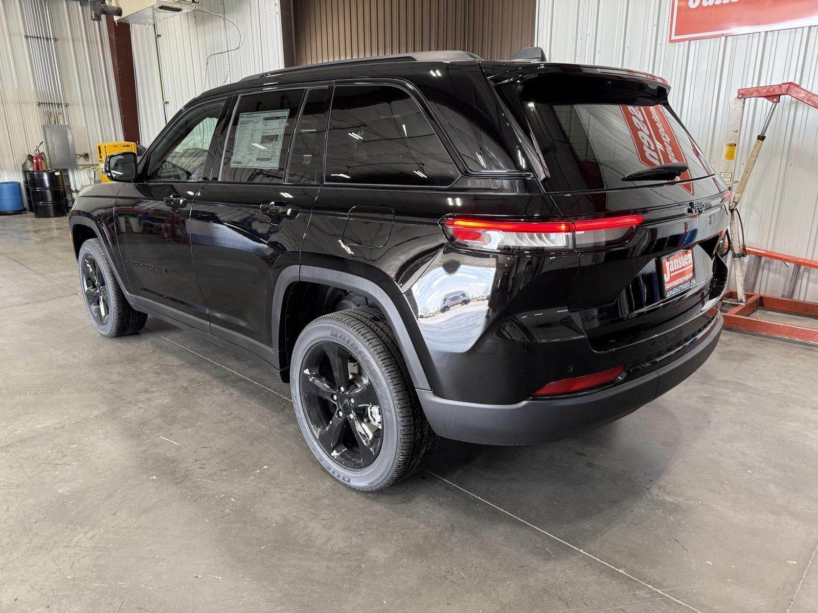 2025 Jeep Grand Cherokee GRAND CHEROKEE ALTITUDE X 4X4