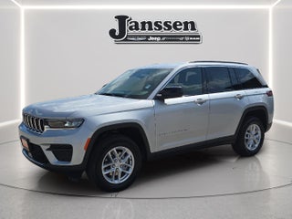 2026 Jeep Grand Cherokee GRAND CHEROKEE LAREDO 4X4