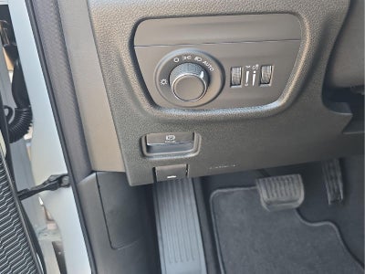 2026 Jeep Grand Cherokee GRAND CHEROKEE LAREDO 4X4
