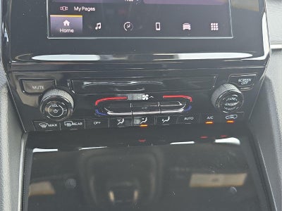 2026 Jeep Grand Cherokee GRAND CHEROKEE LAREDO 4X4