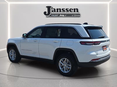 2026 Jeep Grand Cherokee GRAND CHEROKEE LAREDO 4X4