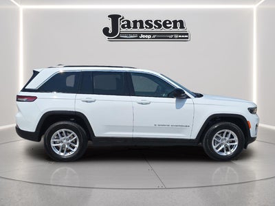 2026 Jeep Grand Cherokee GRAND CHEROKEE LAREDO 4X4