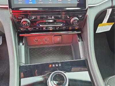 2027 Jeep Grand Cherokee GRAND CHEROKEE LAREDO X 4X4