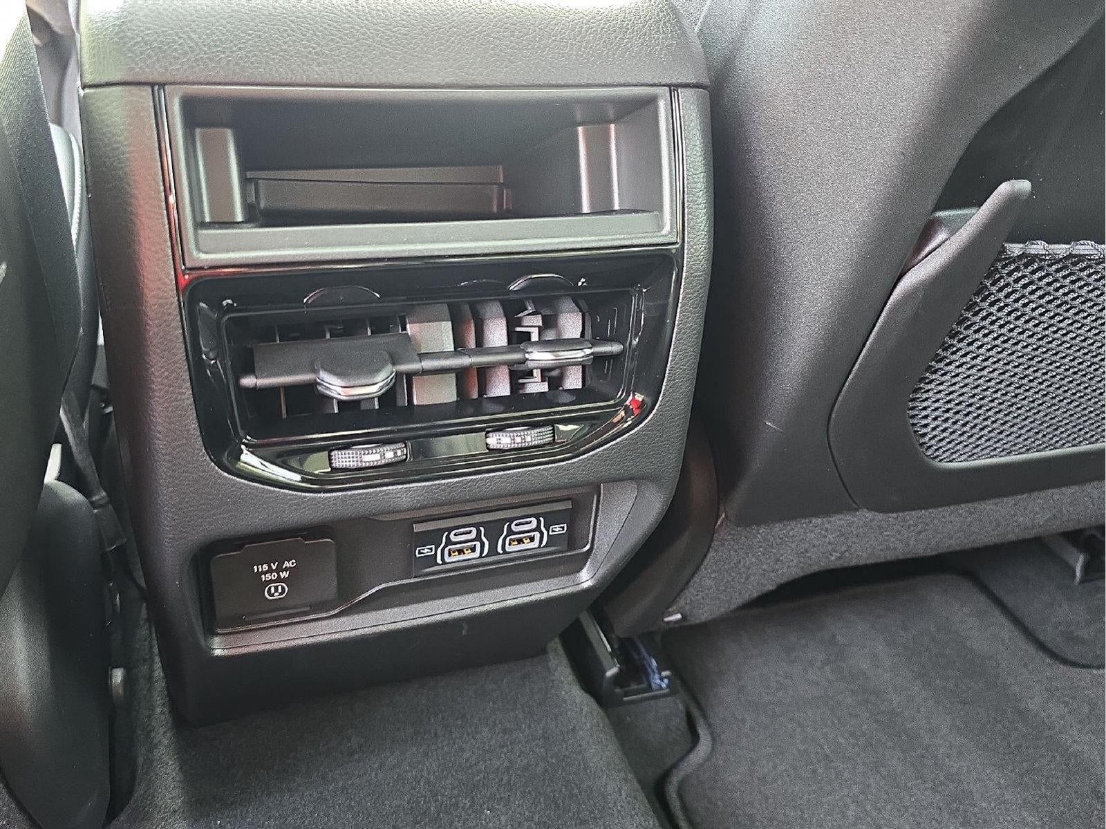 2027 Jeep Grand Cherokee GRAND CHEROKEE LAREDO X 4X4