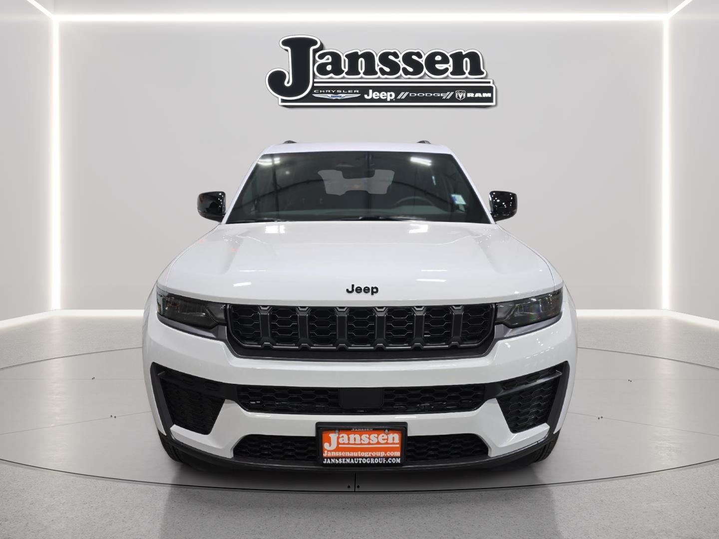 2026 Jeep Grand Cherokee GRAND CHEROKEE LAREDO ALTITUDE 4X4