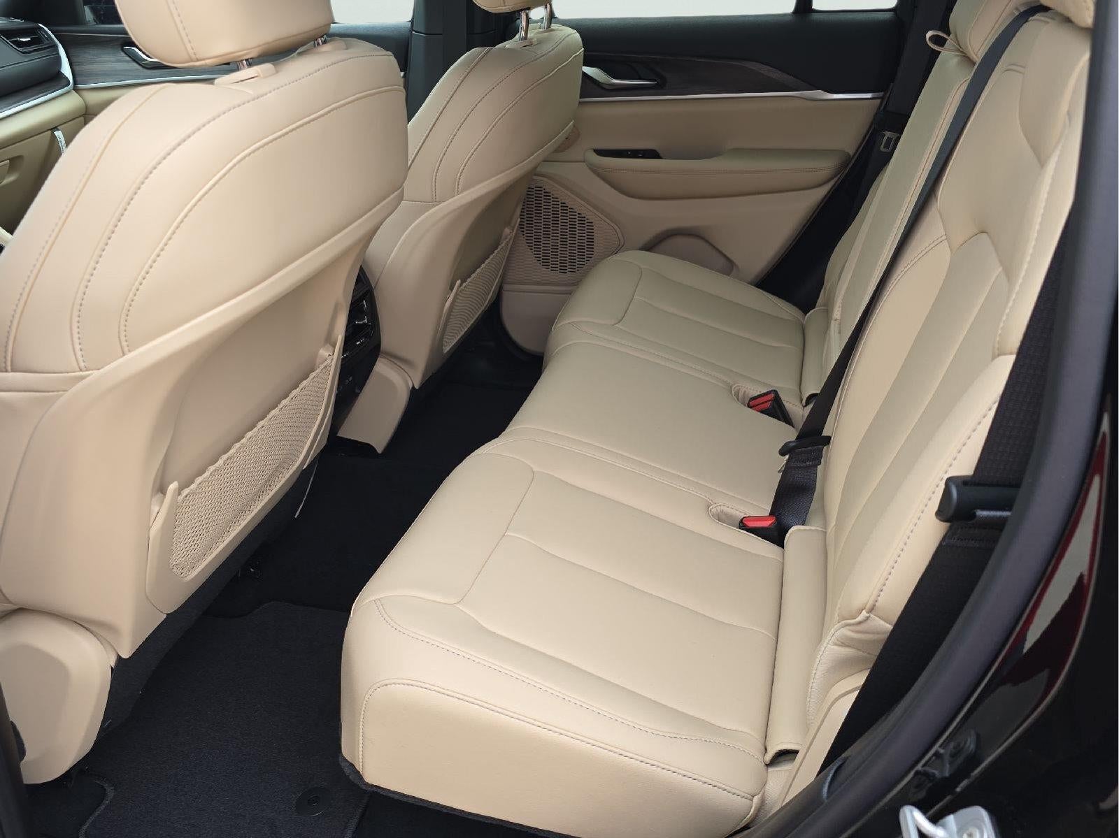 2027 Jeep Grand Cherokee GRAND CHEROKEE LIMITED 4X4