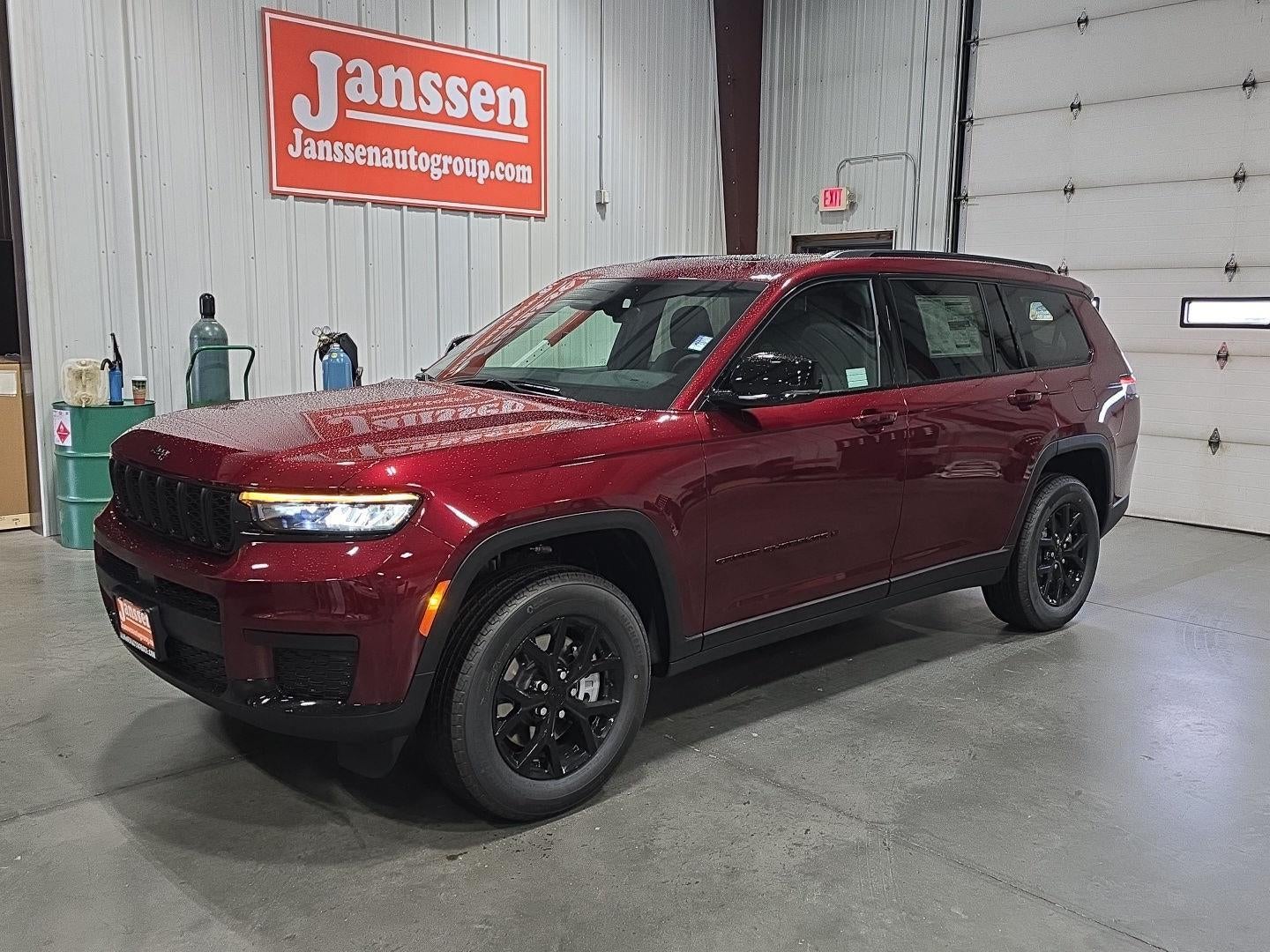 2025 Jeep Grand Cherokee L GRAND CHEROKEE L ALTITUDE X 4X4