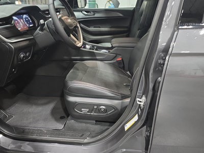 2025 Jeep Grand Cherokee L GRAND CHEROKEE L ALTITUDE X 4X4