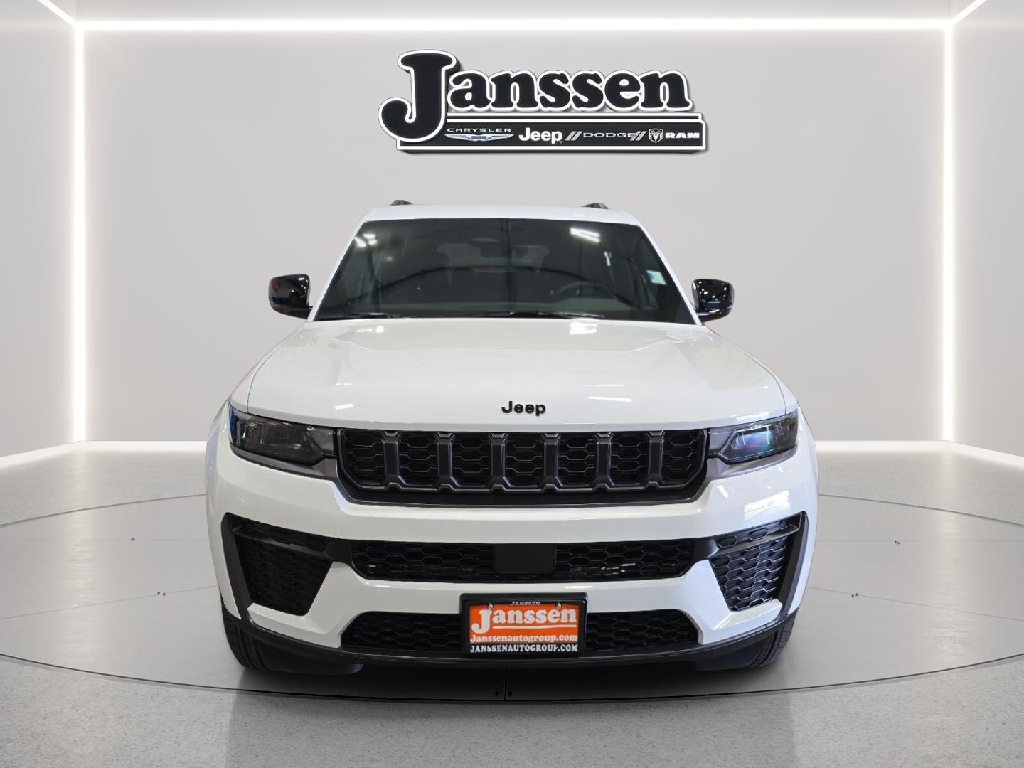 2026 Jeep Grand Cherokee L GRAND CHEROKEE L LAREDO ALTITUDE 4X4