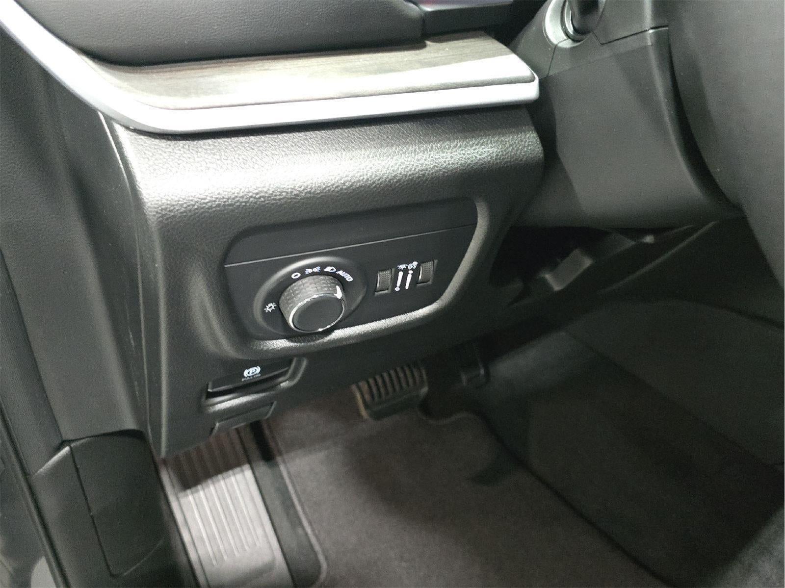 2026 Jeep Grand Cherokee L GRAND CHEROKEE L LAREDO ALTITUDE 4X4