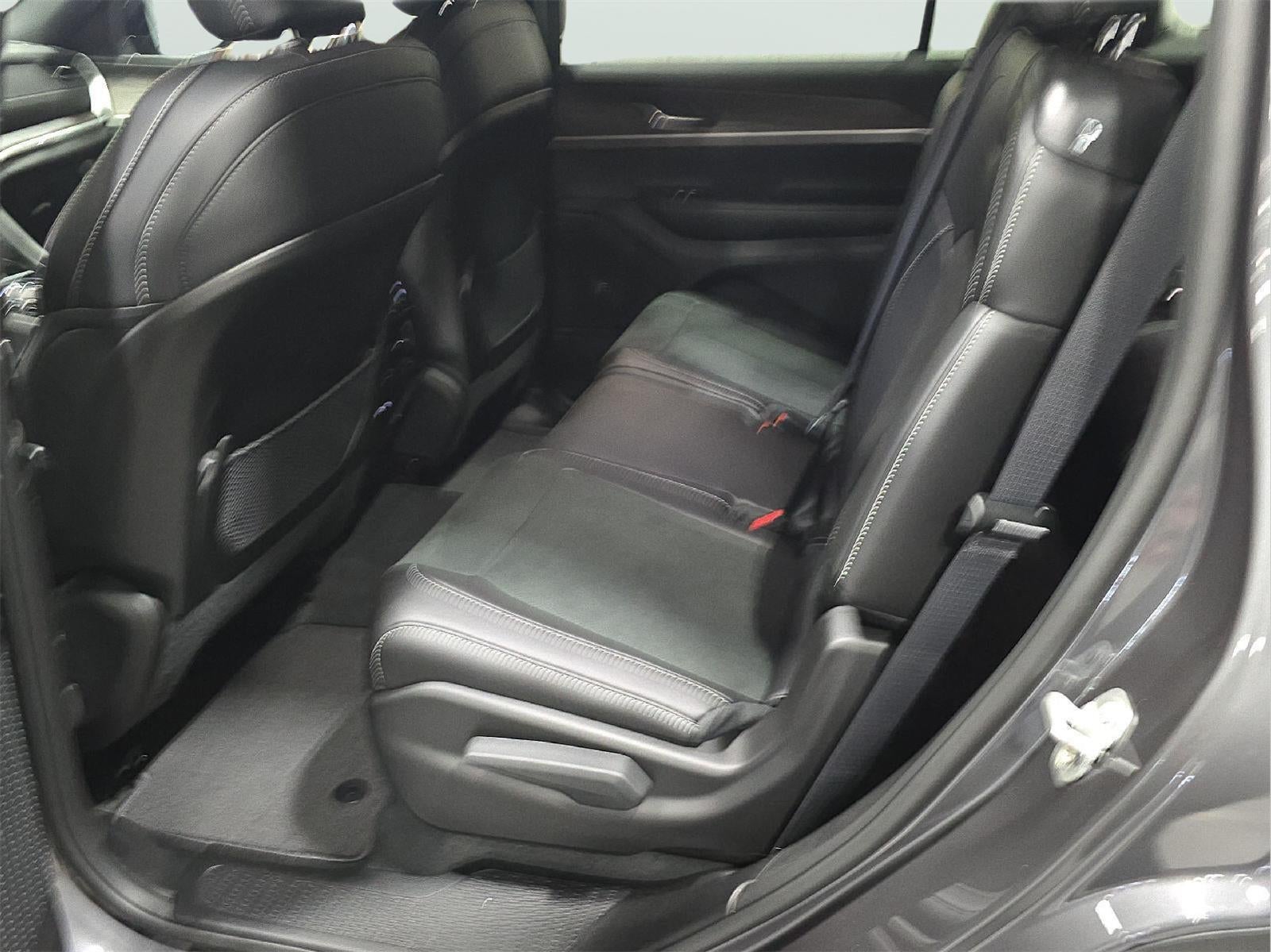 2026 Jeep Grand Cherokee L GRAND CHEROKEE L LAREDO ALTITUDE 4X4