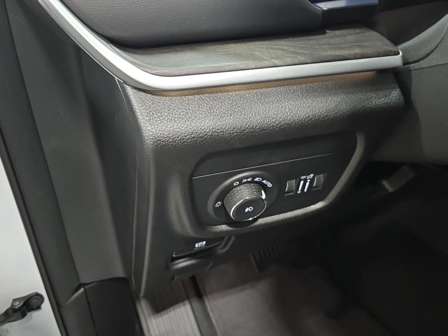 2025 Jeep Grand Cherokee L GRAND CHEROKEE L LIMITED 4X4