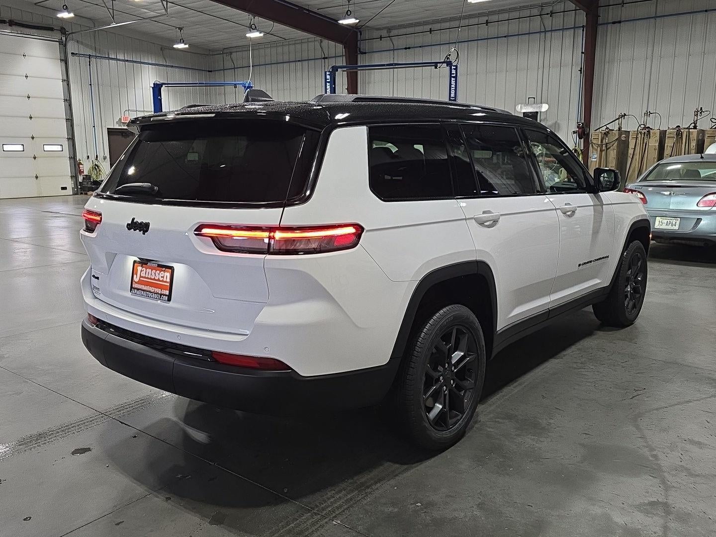 2025 Jeep Grand Cherokee L GRAND CHEROKEE L LIMITED 4X4