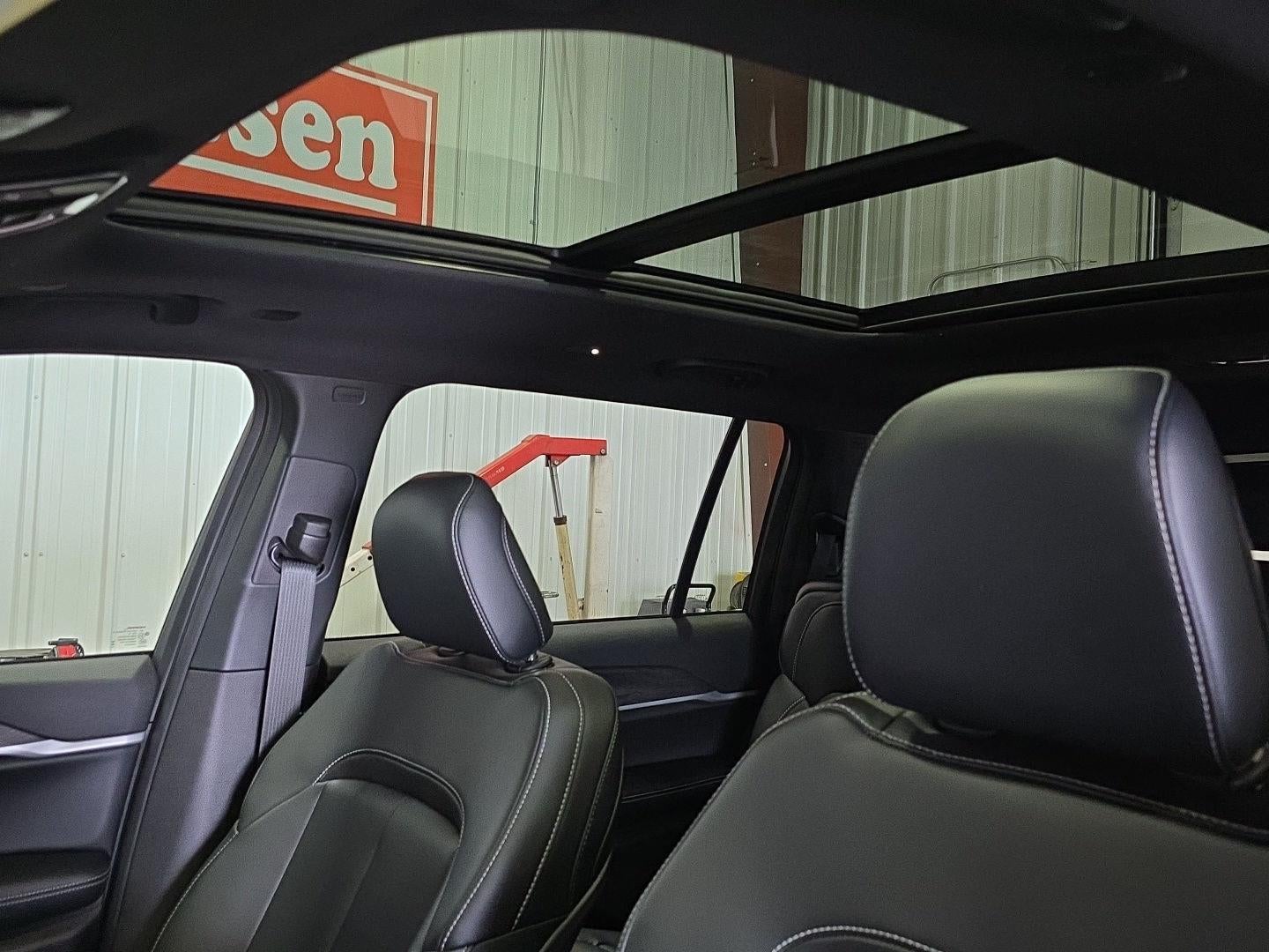 2025 Jeep Grand Cherokee L GRAND CHEROKEE L LIMITED 4X4