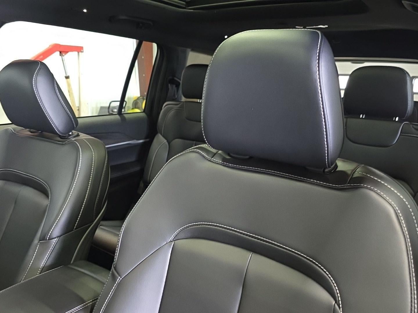 2025 Jeep Grand Cherokee L GRAND CHEROKEE L LIMITED 4X4