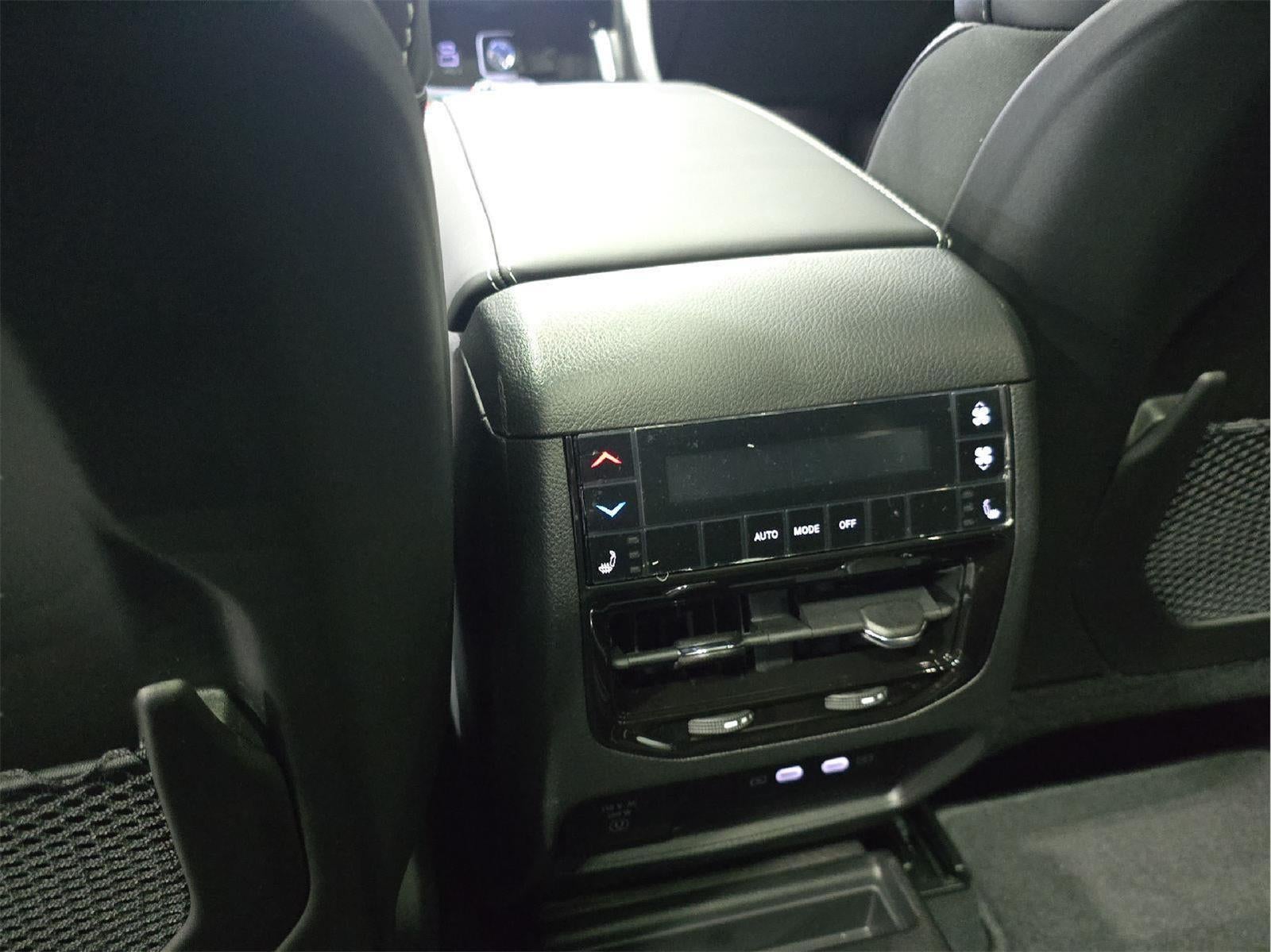 2026 Jeep Grand Cherokee L GRAND CHEROKEE L LIMITED RESERVE 4X4