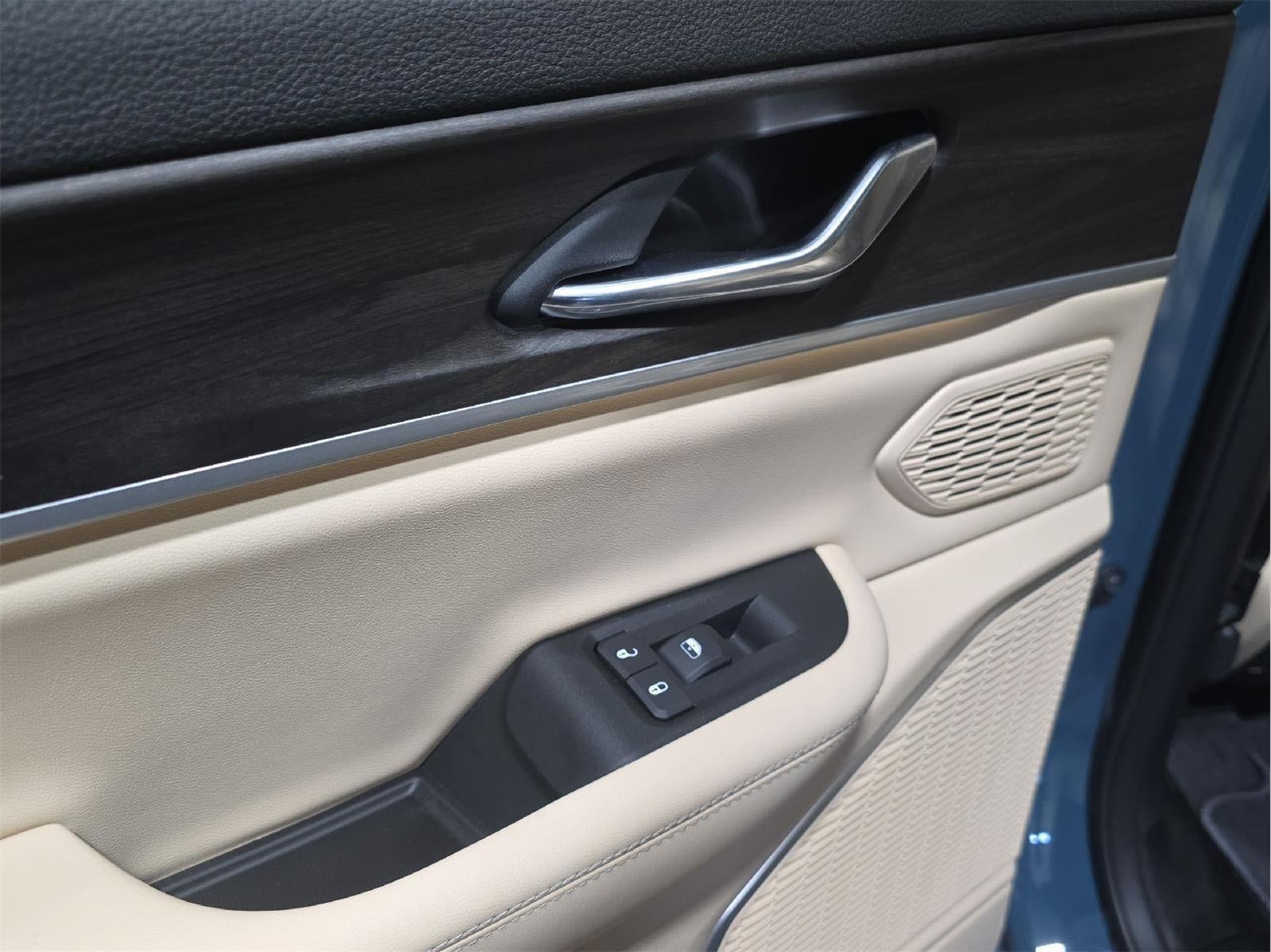 2026 Jeep Grand Cherokee L GRAND CHEROKEE L LIMITED 4X4