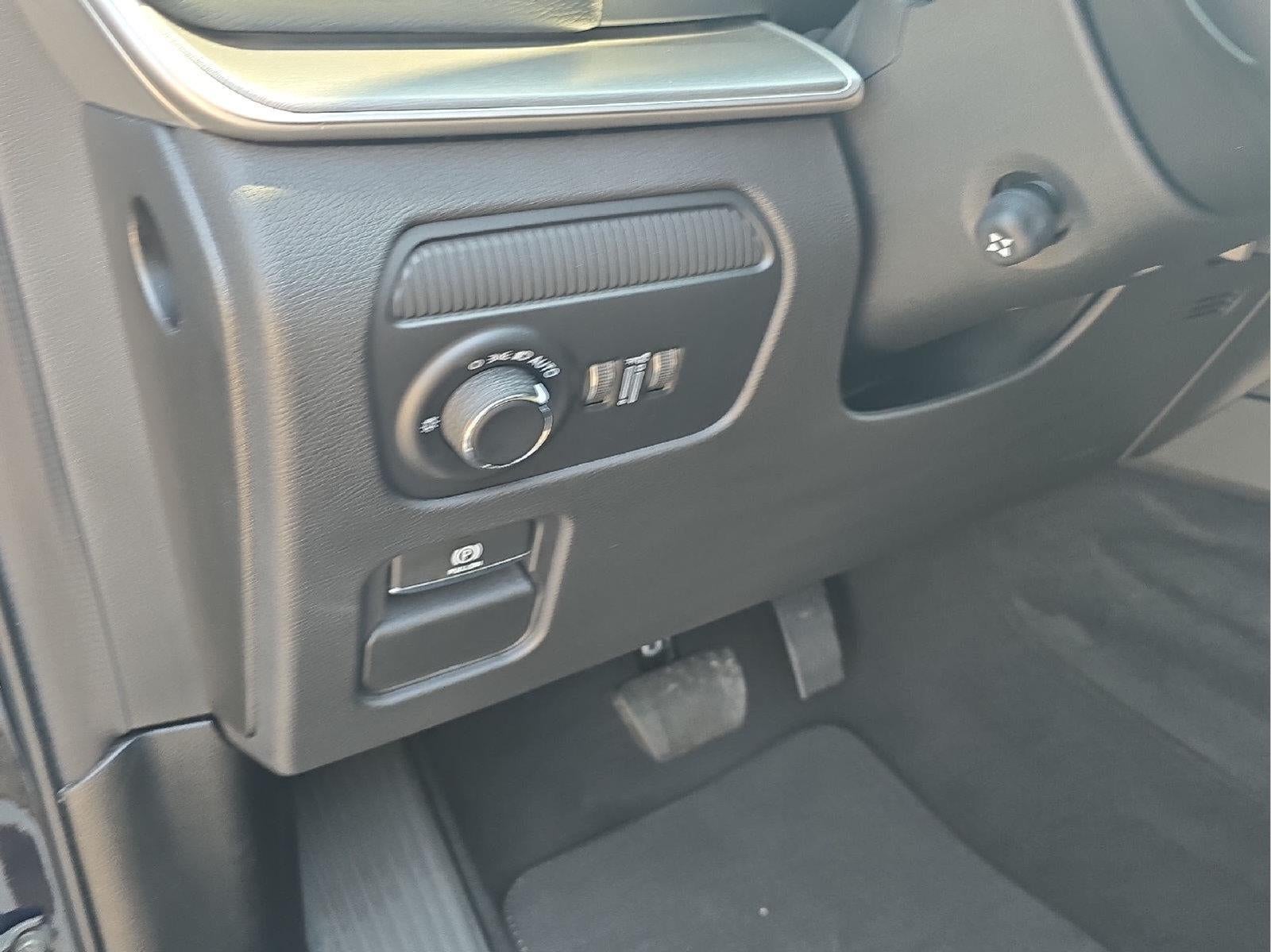 2026 Jeep Grand Wagoneer GRAND WAGONEER UPLAND 4X4
