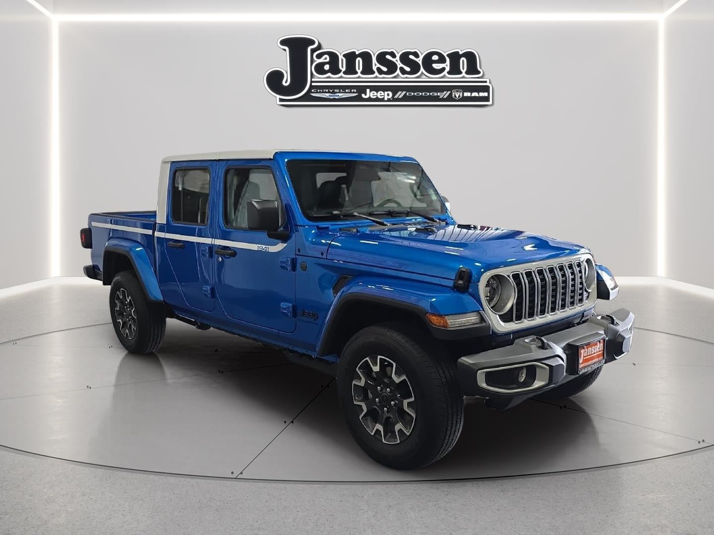 2026 Jeep Gladiator GLADIATOR SAHARA 4X4
