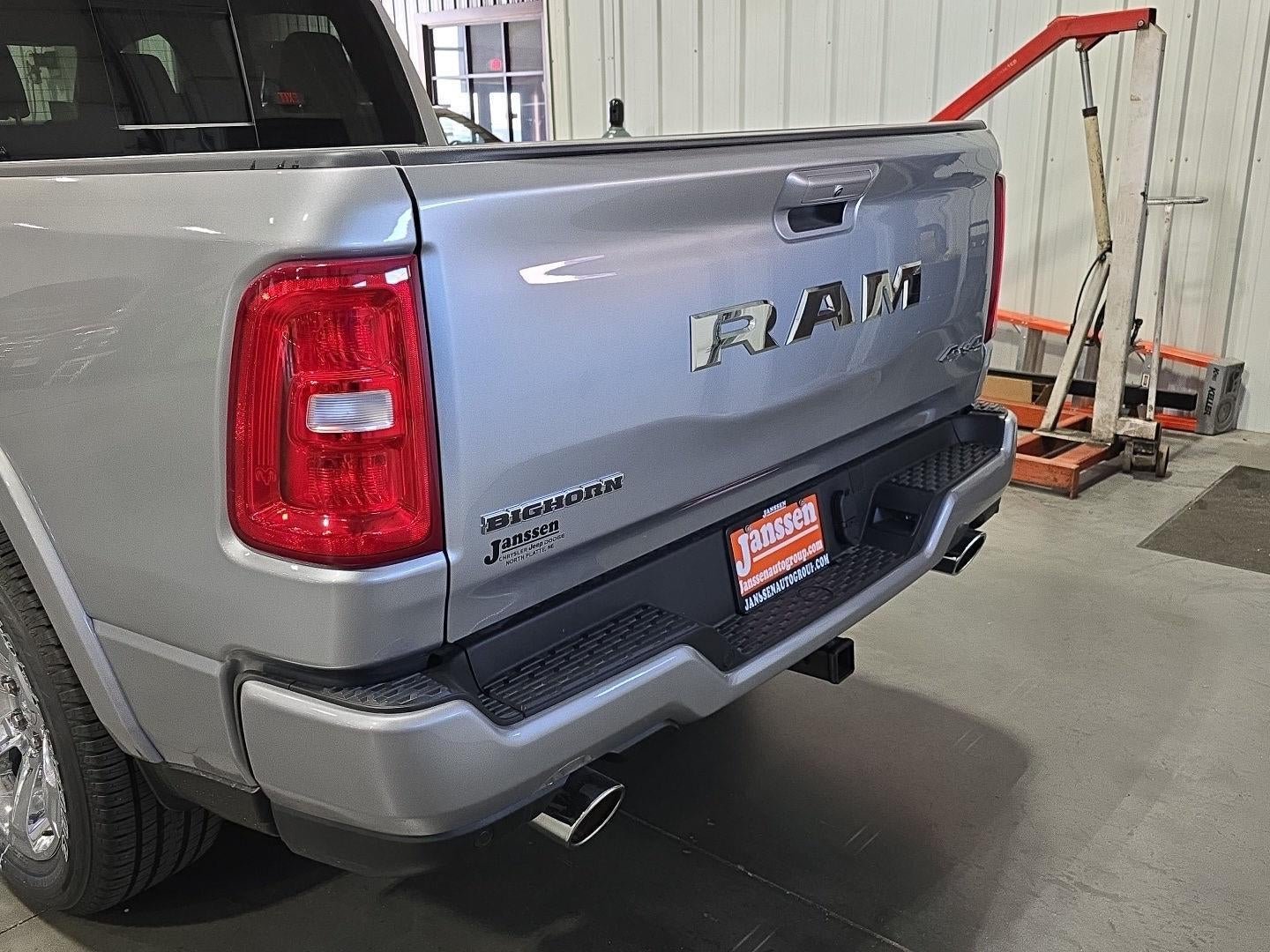 2026 RAM 1500 RAM 1500 BIG HORN CREW CAB 4X4 5'7' BOX