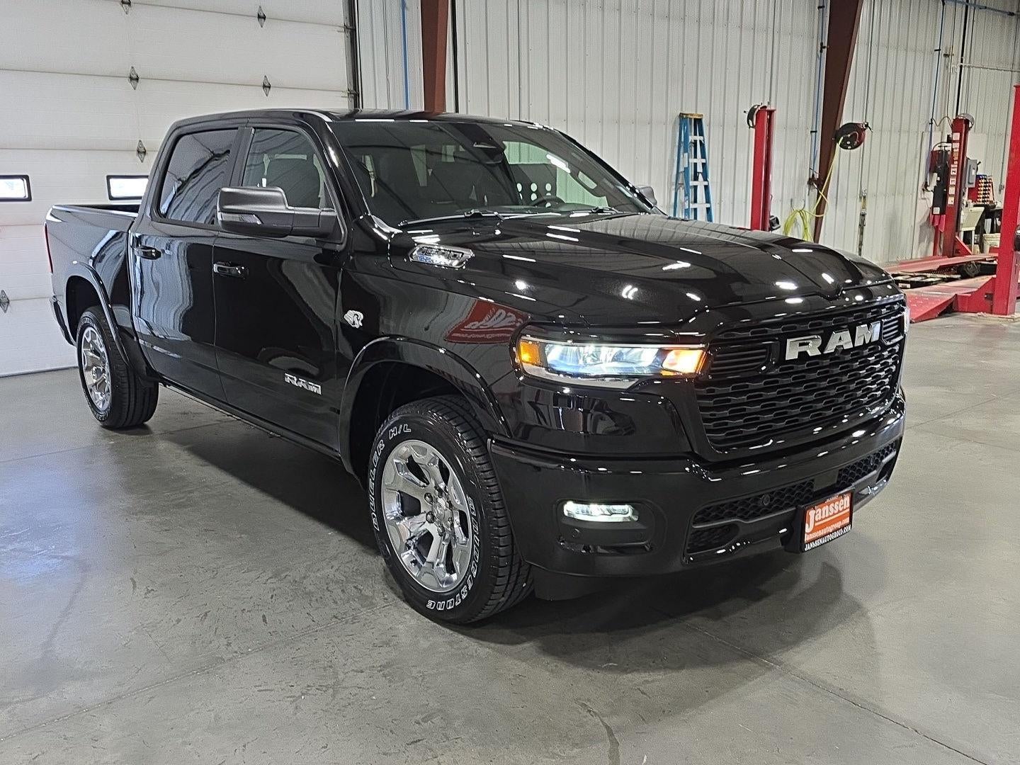 2026 RAM 1500 RAM 1500 BIG HORN CREW CAB 4X4 5'7' BOX