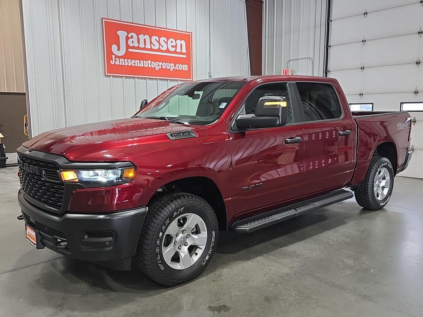 2026 RAM 1500 RAM 1500 TRADESMAN CREW CAB 4X4 5'7' BOX