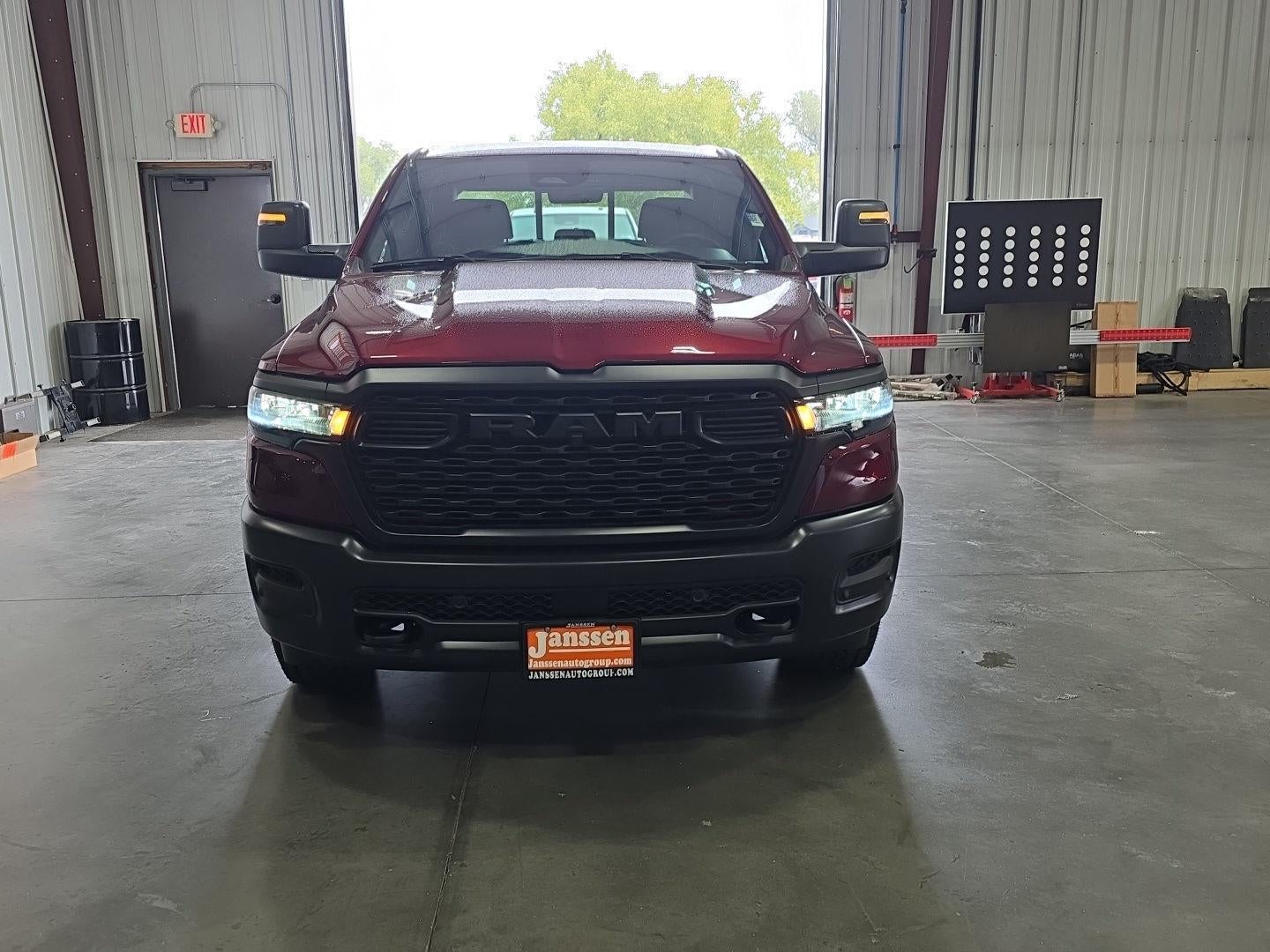 2026 RAM 1500 RAM 1500 TRADESMAN CREW CAB 4X4 5'7' BOX