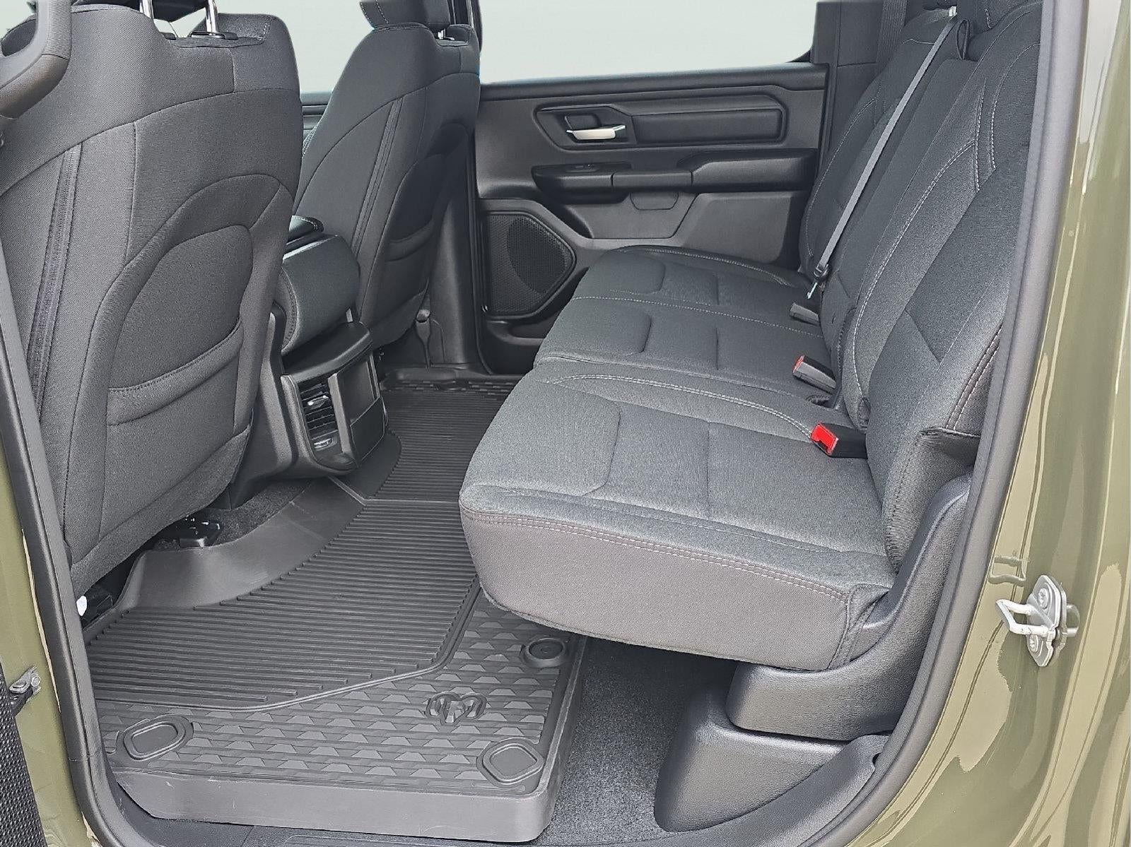 2027 RAM 1500 RAM 1500 WARLOCK CREW CAB 4X4 5'7' BOX
