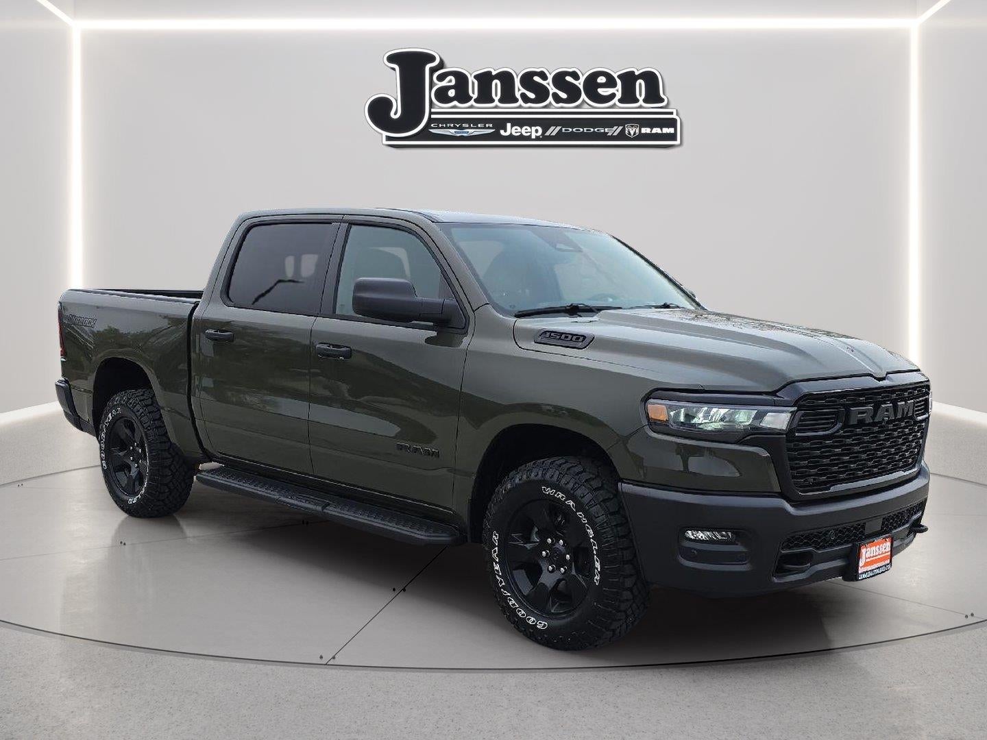 2027 RAM 1500 RAM 1500 WARLOCK CREW CAB 4X4 5'7' BOX