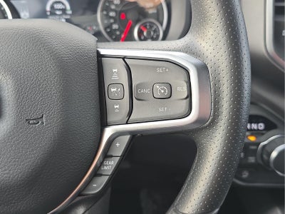 2026 RAM 1500 RAM 1500 EXPRESS CREW CAB 4X4 5'7' BOX