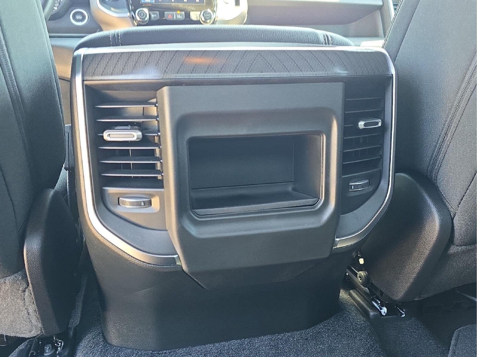2026 RAM 1500 RAM 1500 EXPRESS CREW CAB 4X4 5'7' BOX