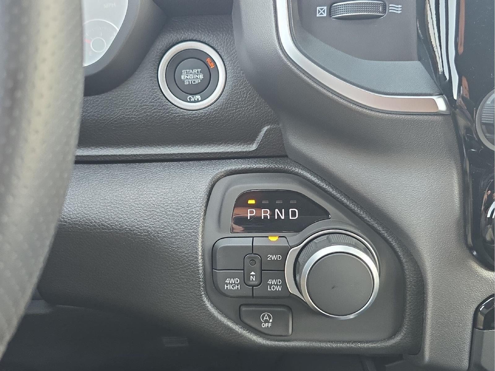 2026 RAM 1500 RAM 1500 EXPRESS CREW CAB 4X4 5'7' BOX