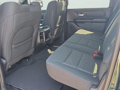 2026 RAM 1500 RAM 1500 EXPRESS CREW CAB 4X4 5'7' BOX