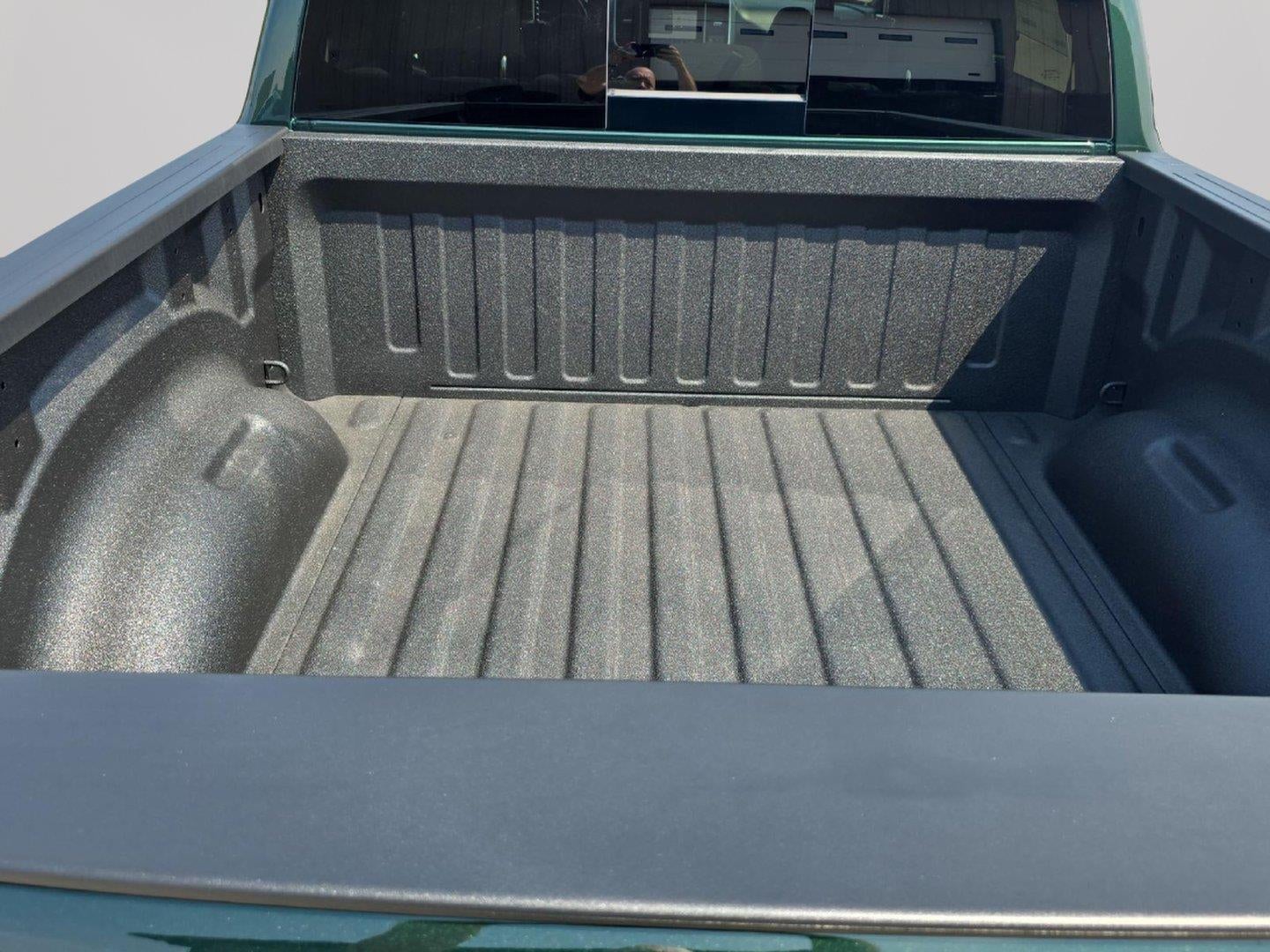 2026 RAM 1500 RAM 1500 EXPRESS CREW CAB 4X4 5'7' BOX