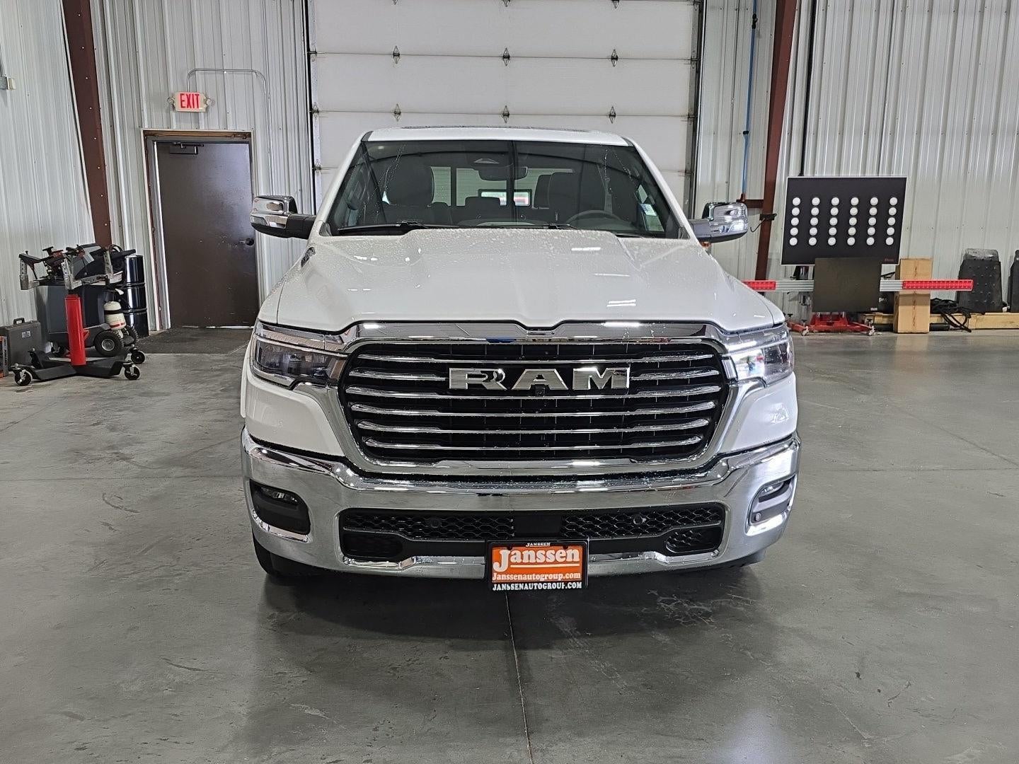 2026 RAM 1500 RAM 1500 LARAMIE CREW CAB 4X4 5'7' BOX