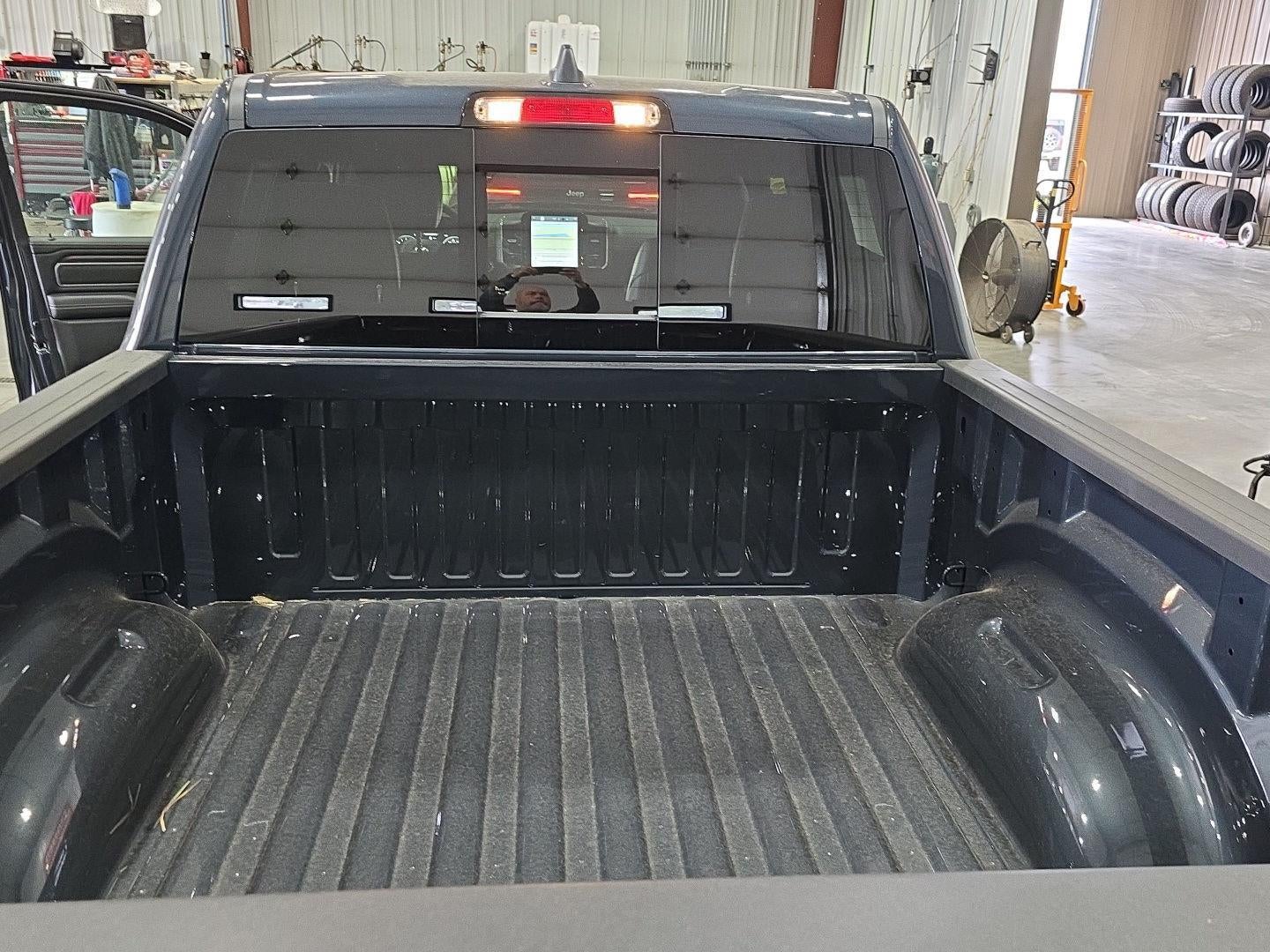 2026 RAM 1500 RAM 1500 LARAMIE CREW CAB 4X4 5'7' BOX