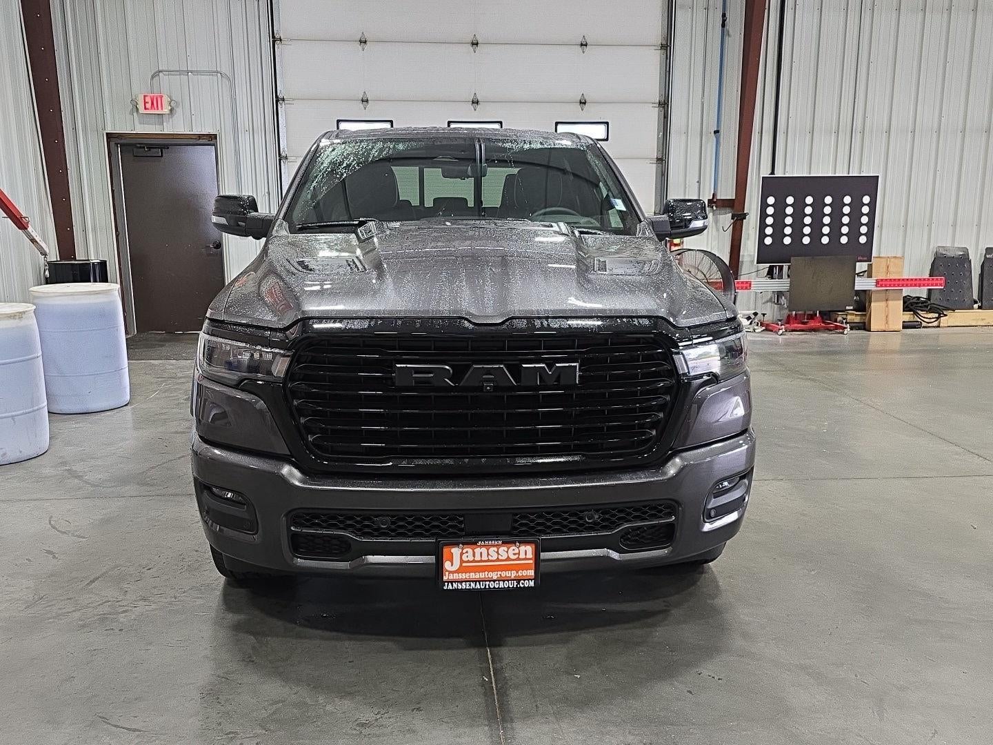 2026 RAM 1500 RAM 1500 LARAMIE CREW CAB 4X4 5'7' BOX