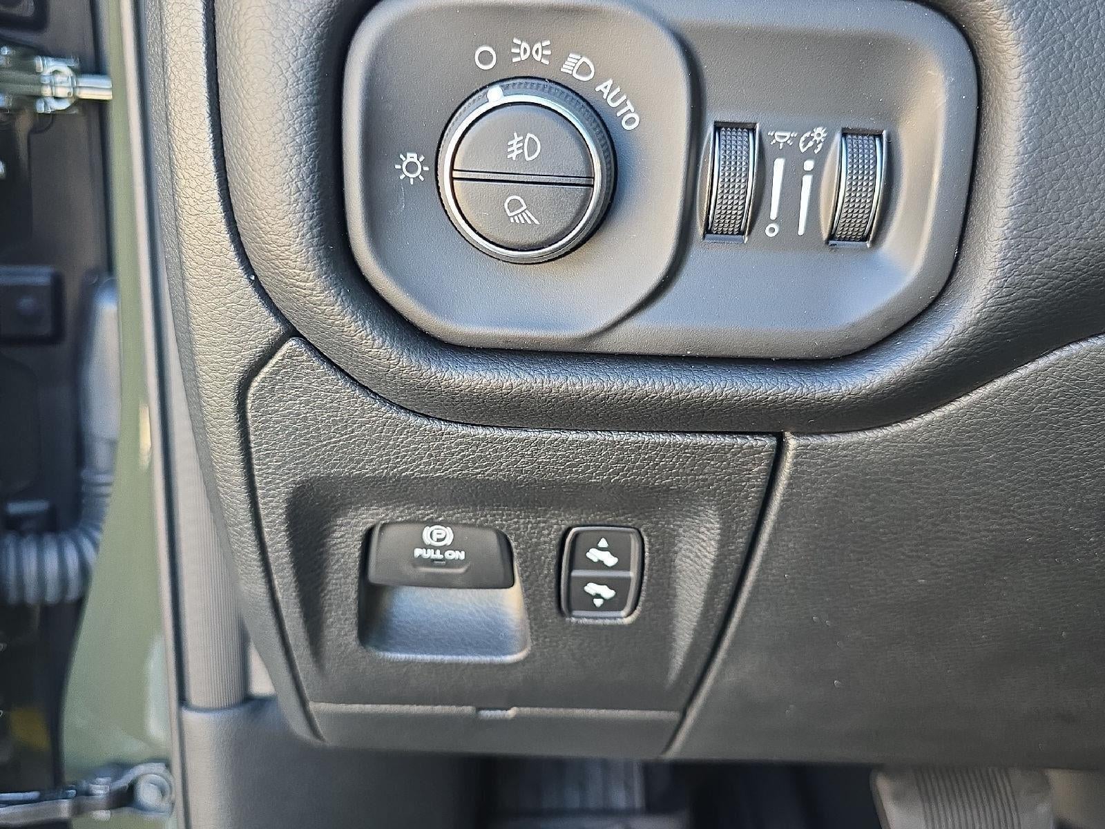 2026 RAM 1500 RAM 1500 LARAMIE CREW CAB 4X4 5'7' BOX