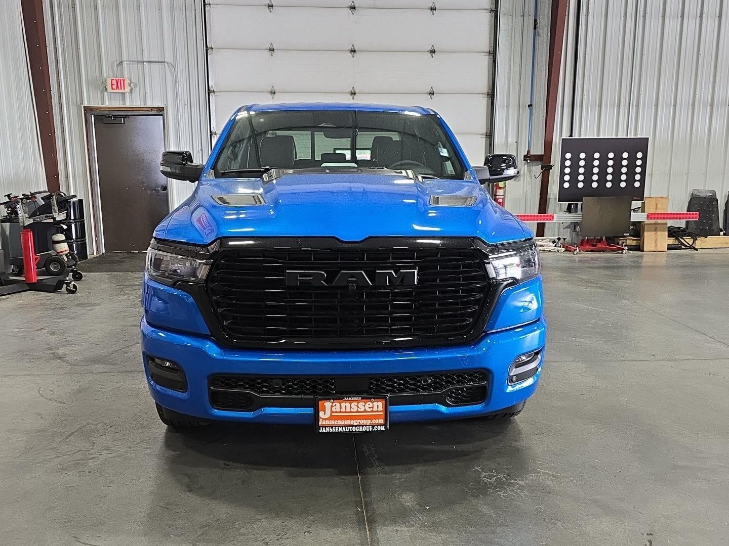 2026 RAM 1500 RAM 1500 LARAMIE CREW CAB 4X4 5'7' BOX