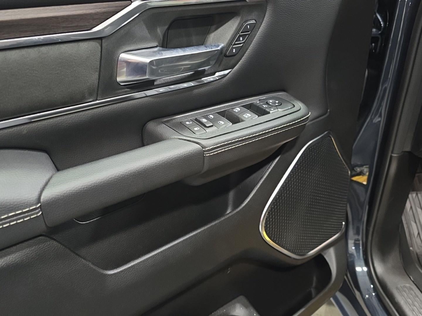 2026 RAM 1500 RAM 1500 LARAMIE CREW CAB 4X4 5'7' BOX