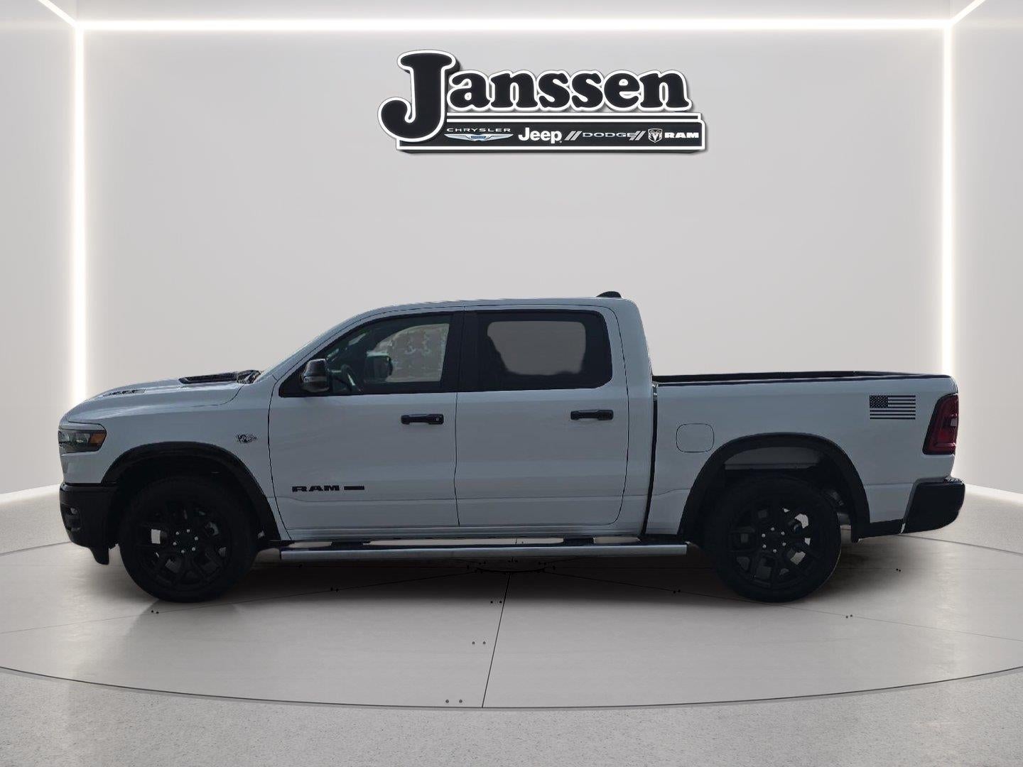 2026 RAM 1500 RAM 1500 LARAMIE CREW CAB 4X4 5'7' BOX