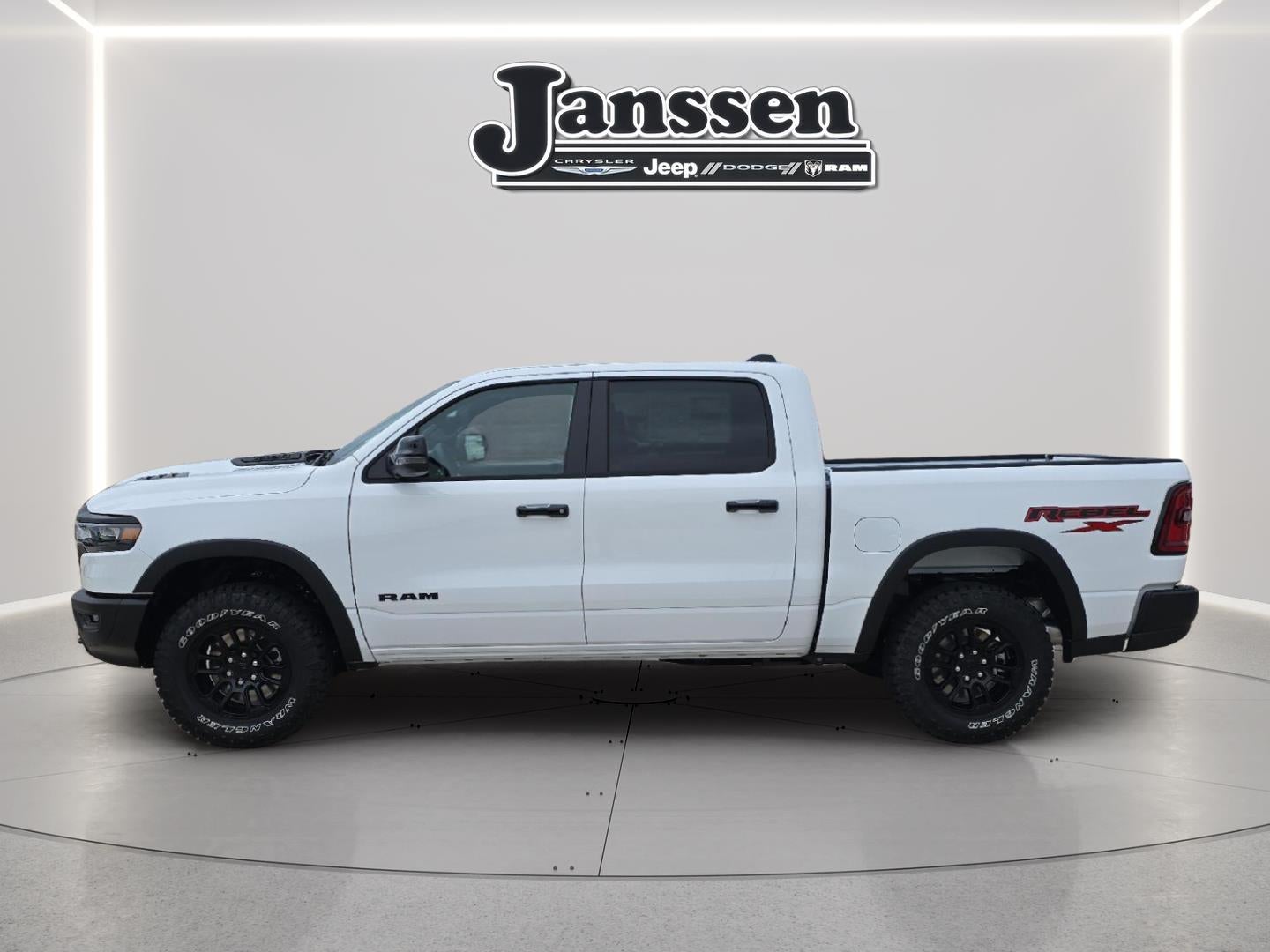 2026 RAM 1500 RAM 1500 REBEL CREW CAB 4X4 5'7' BOX