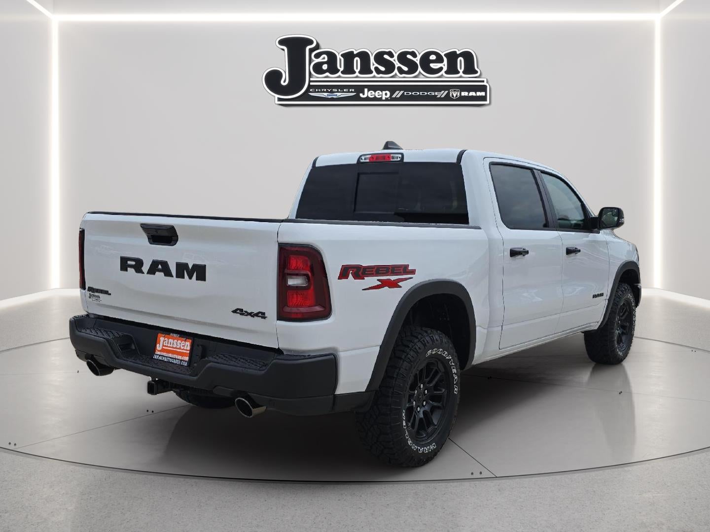 2026 RAM 1500 RAM 1500 REBEL CREW CAB 4X4 5'7' BOX