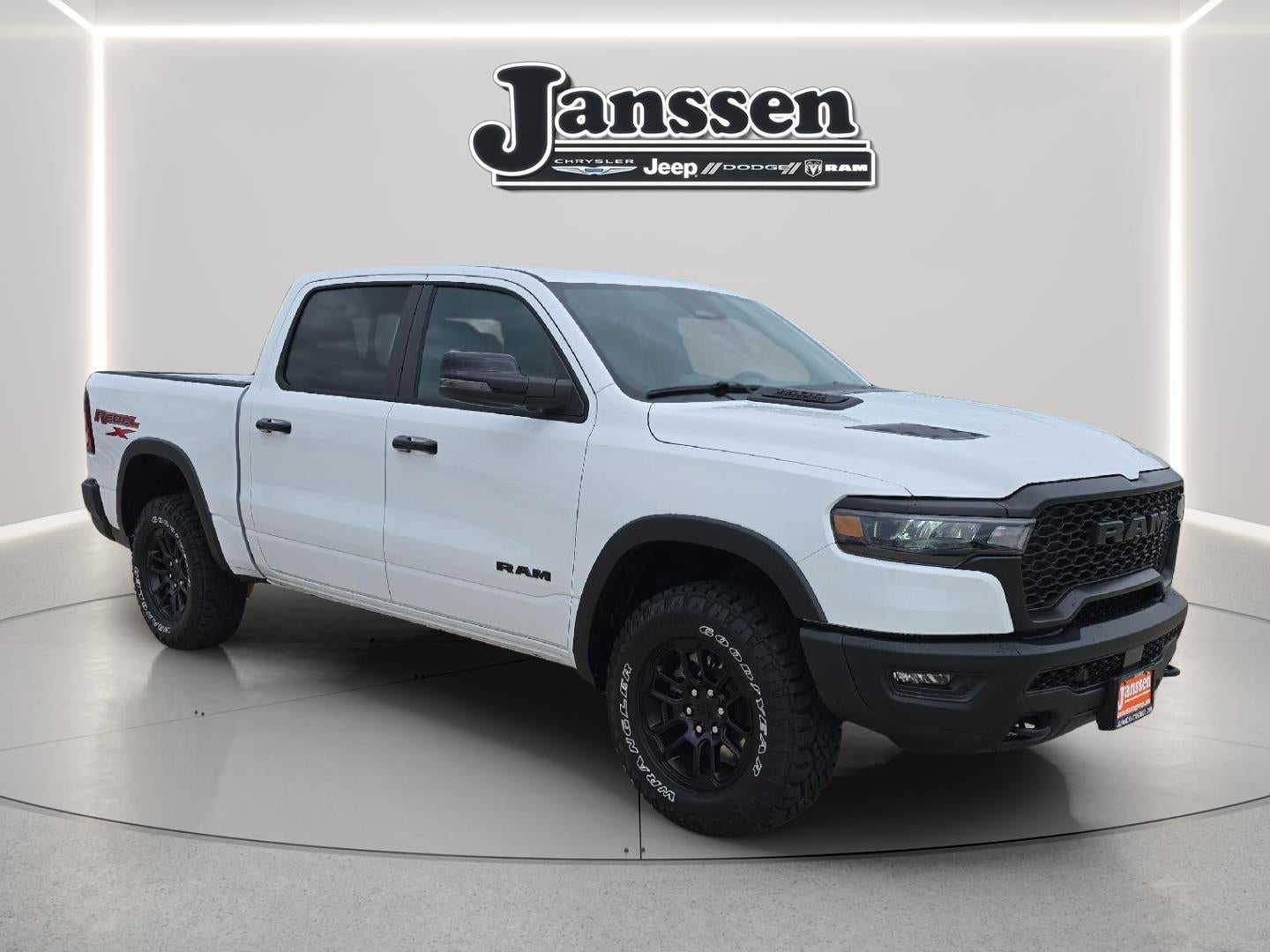 2026 RAM 1500 RAM 1500 REBEL CREW CAB 4X4 5'7' BOX