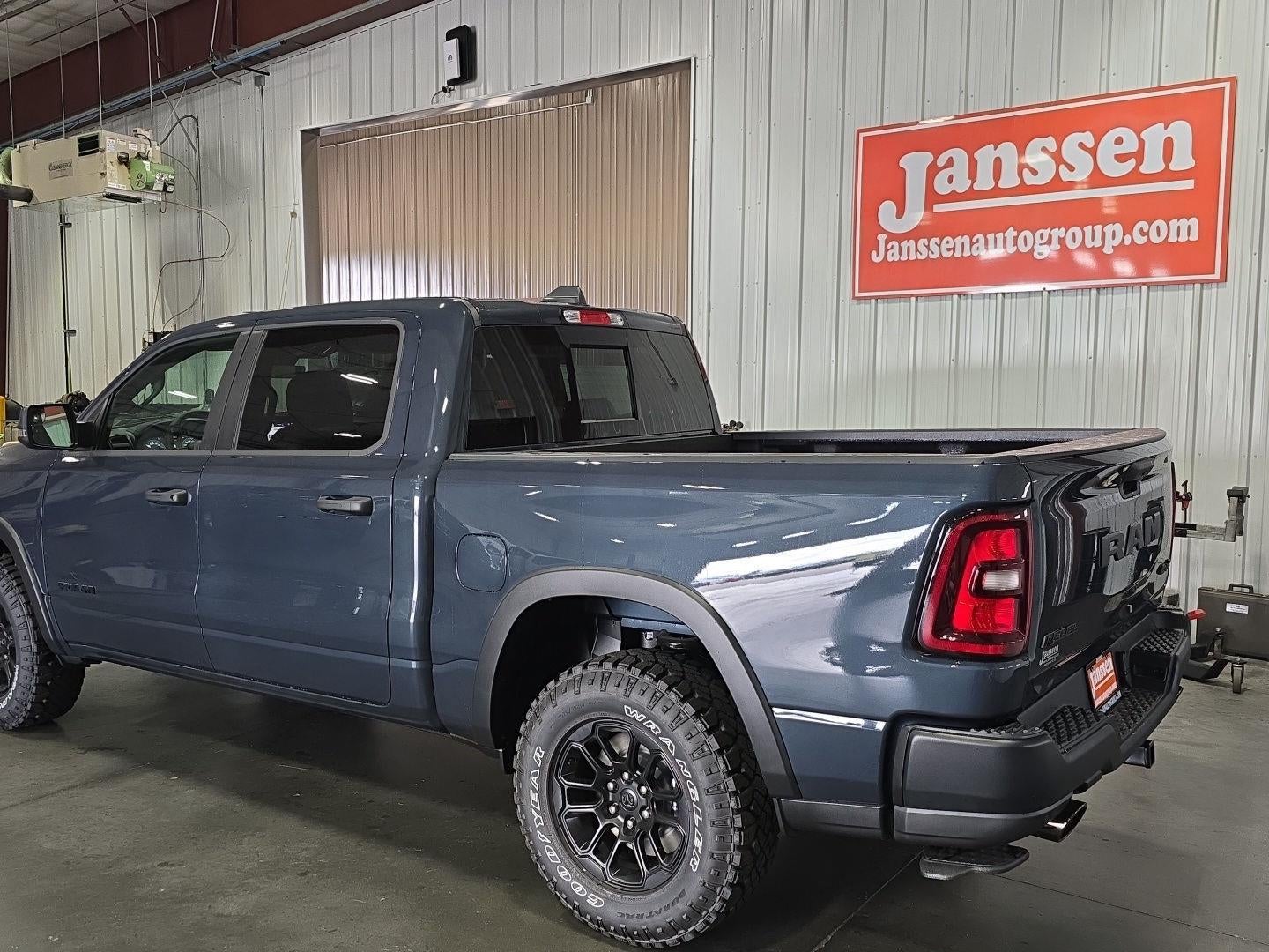 2026 RAM 1500 RAM 1500 REBEL CREW CAB 4X4 5'7' BOX