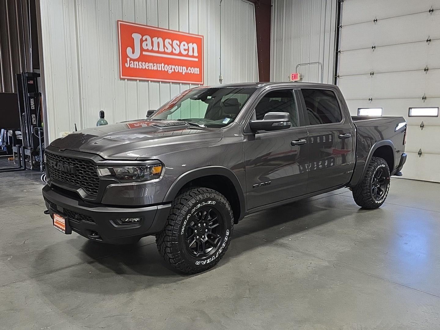 2026 RAM 1500 RAM 1500 REBEL CREW CAB 4X4 5'7' BOX