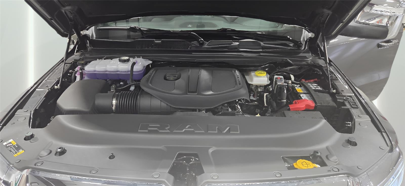 2026 RAM 1500 RAM 1500 LARAMIE CREW CAB 4X4 6'4' BOX