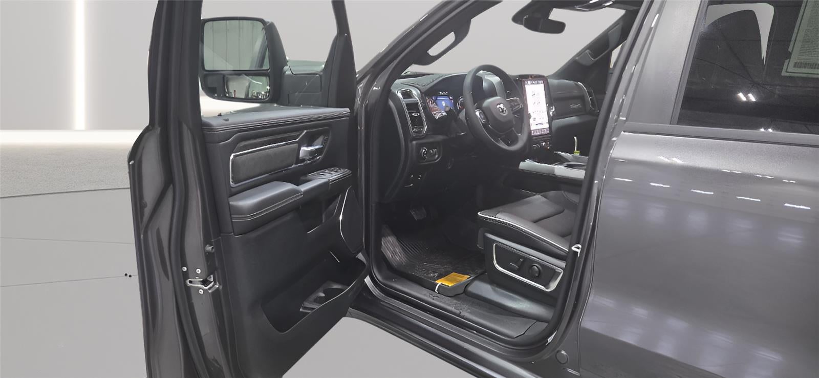 2026 RAM 1500 RAM 1500 LARAMIE CREW CAB 4X4 6'4' BOX