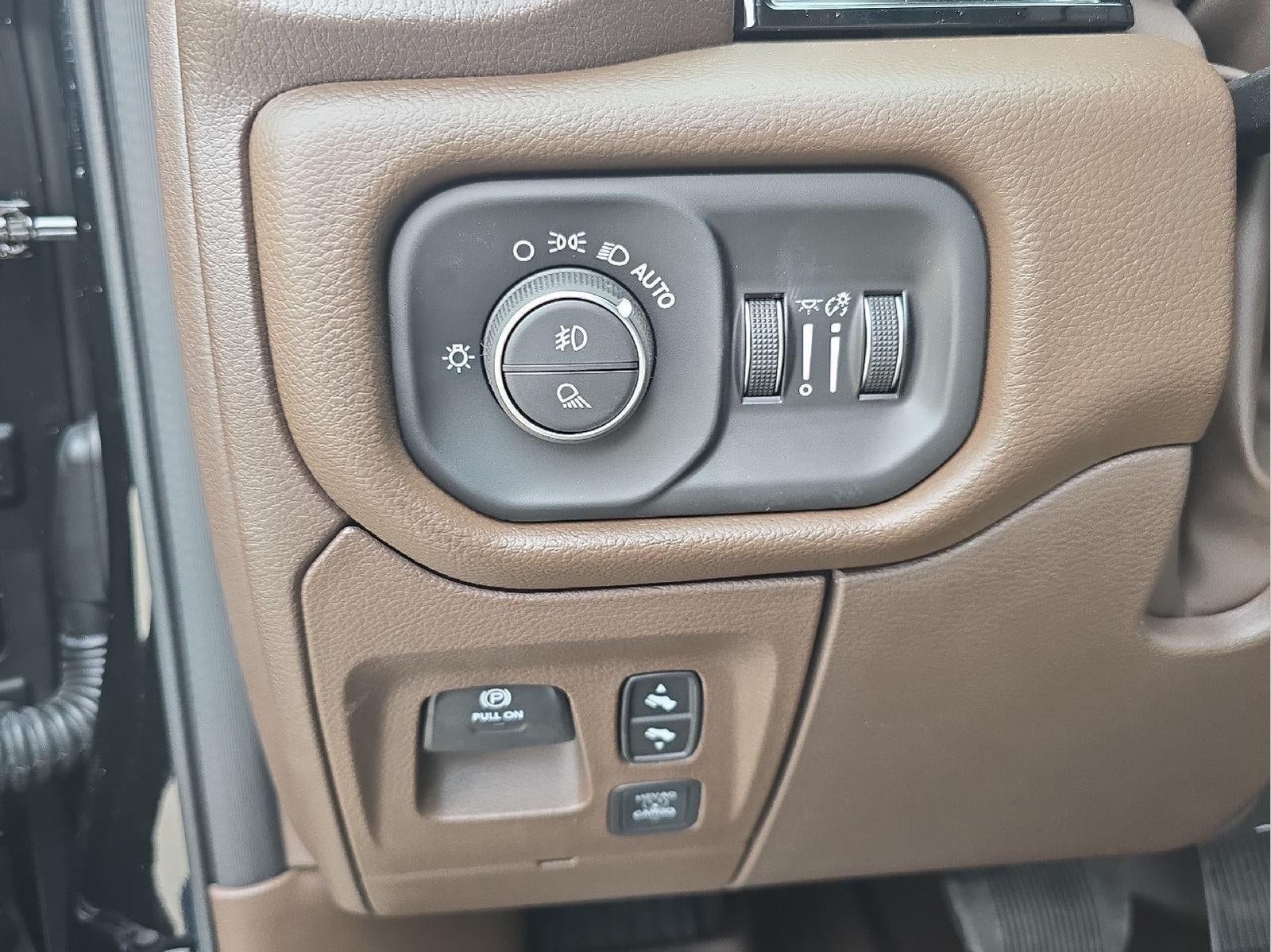 2026 RAM 1500 RAM 1500 LARAMIE CREW CAB 4X4 6'4' BOX