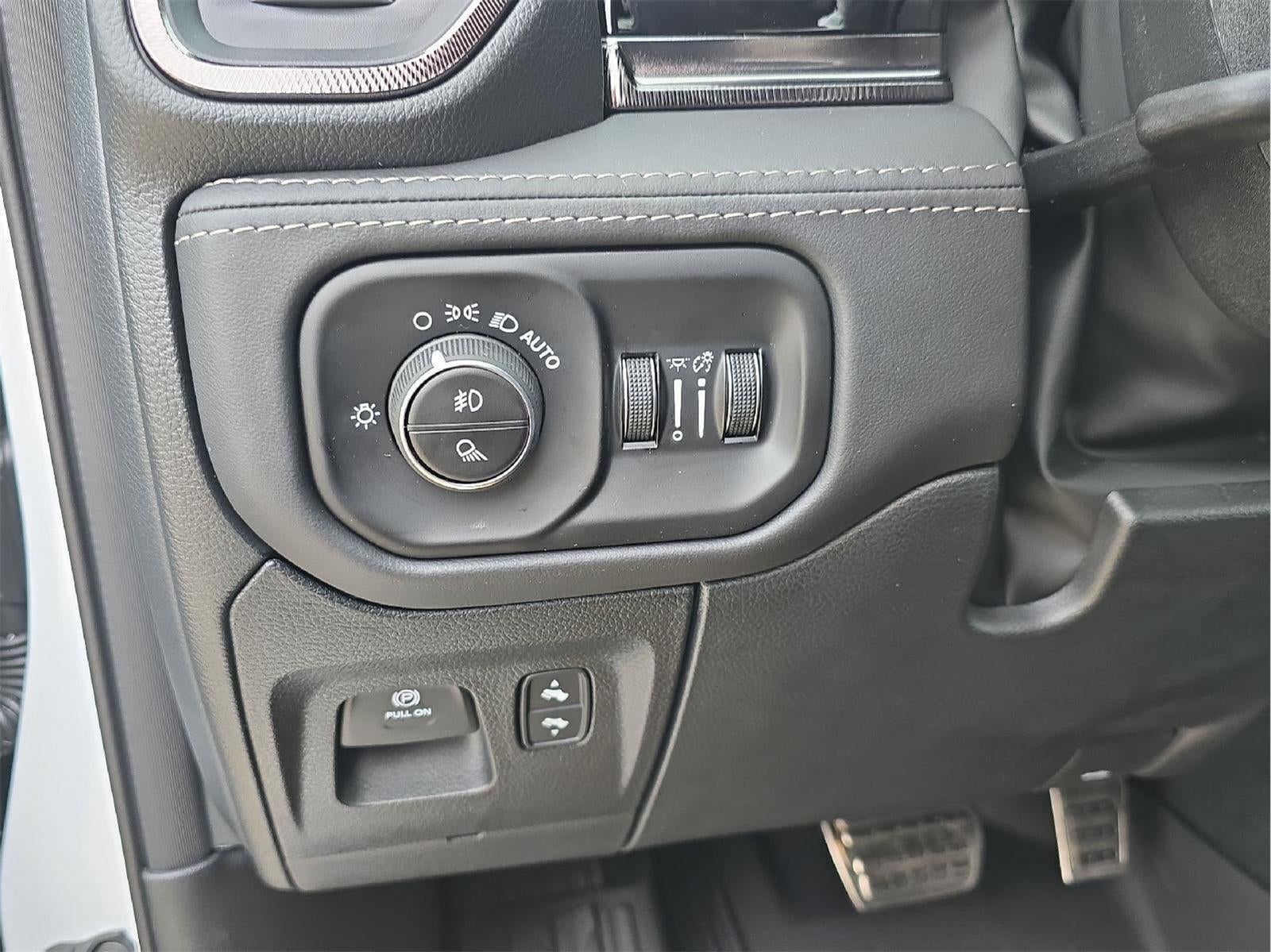 2026 RAM 1500 RAM 1500 RHO CREW CAB 4X4 5'7' BOX